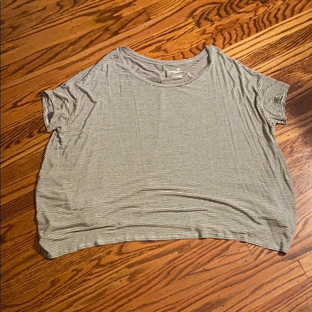 American eagle t shirt